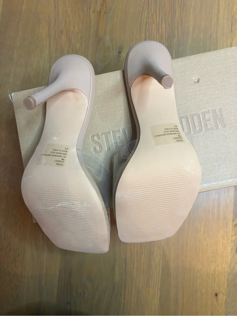 Steve Madden chic slide